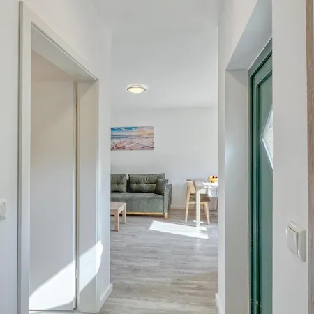 3 Bedroom Awesome In *