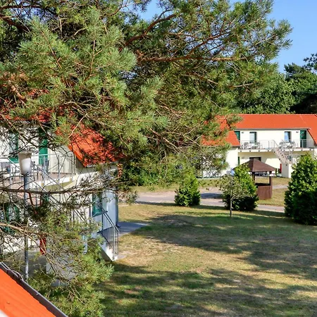 3 Bedroom Awesome In * Altenkirchen (Mecklenburg-Vorpommern)