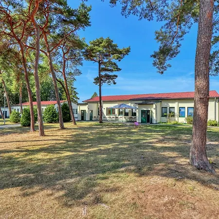 Διαμέρισμα 3 Bedroom Awesome In *